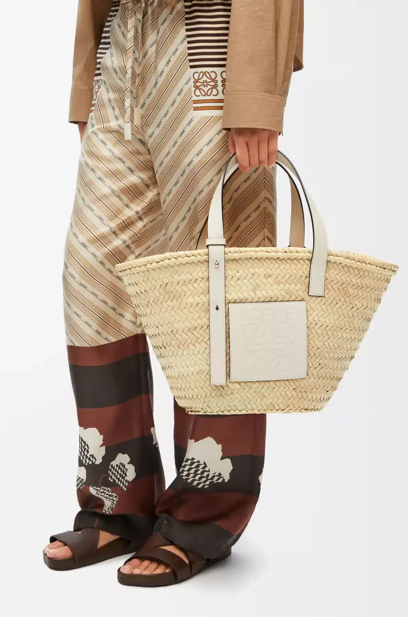 borsa a cestino in foglia di palma e pelle di vitello naturalebianco