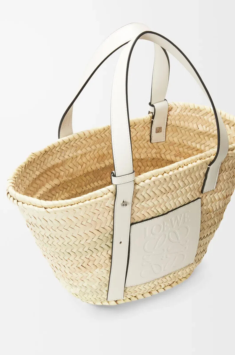 borsa a cestino in foglia di palma e pelle di vitello naturalebianco