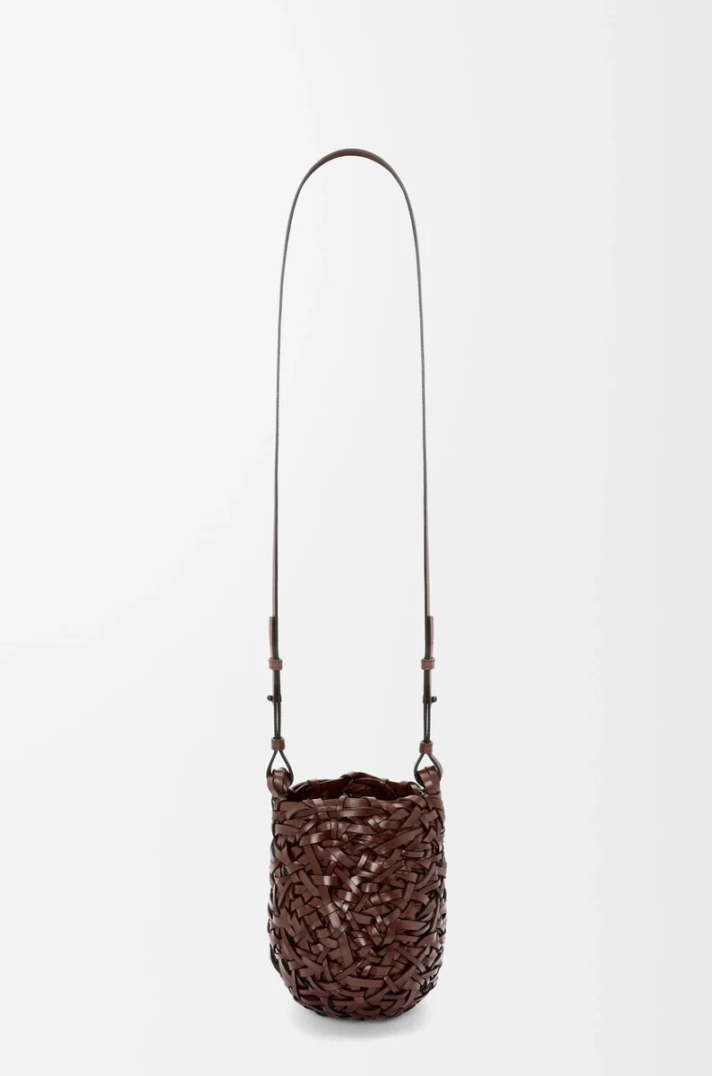 borsa nest basket piccola in pelle di vitello castagna