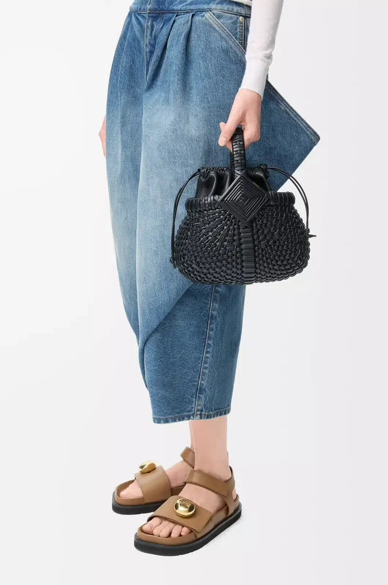 borsa mini diamond round basket in pelle di vitello nero