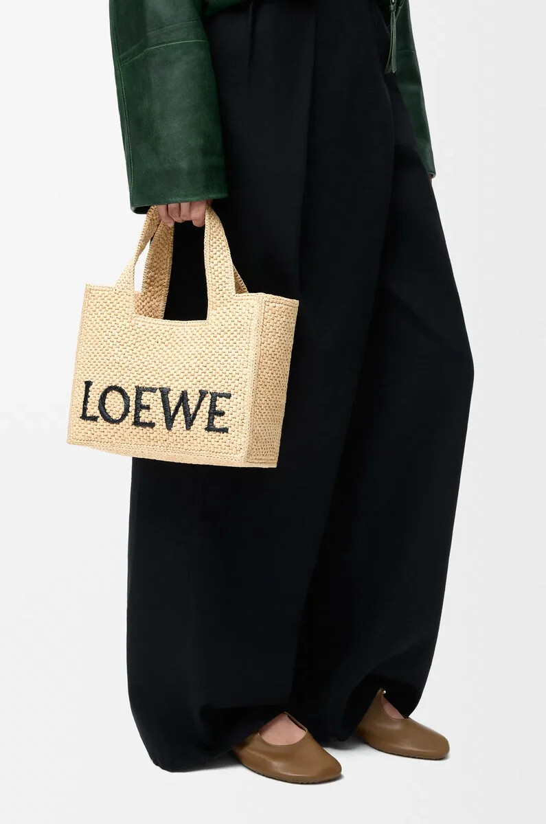 piccola borsa loewe font in rafia naturale