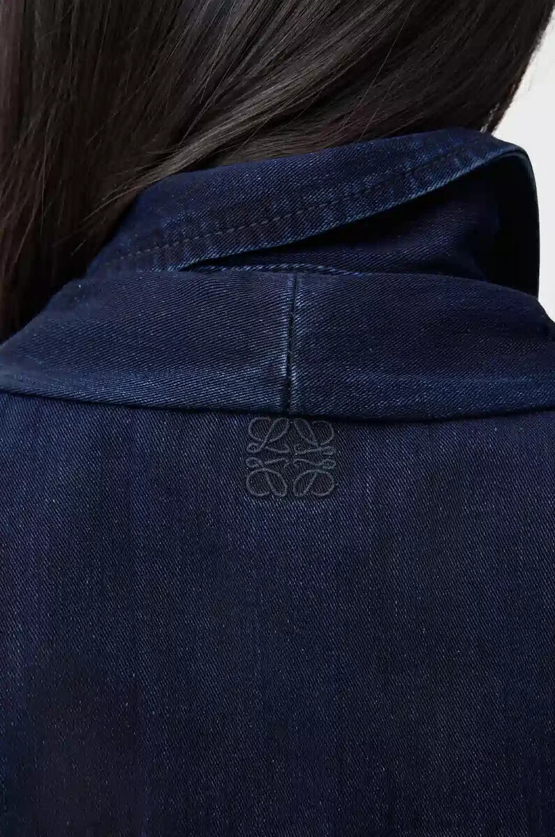 camicia drappeggiata in denim dark indigo
