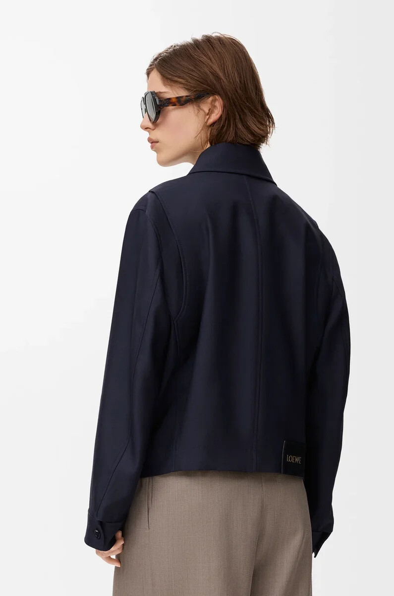 giacca con cintura in lana e seta blu navy