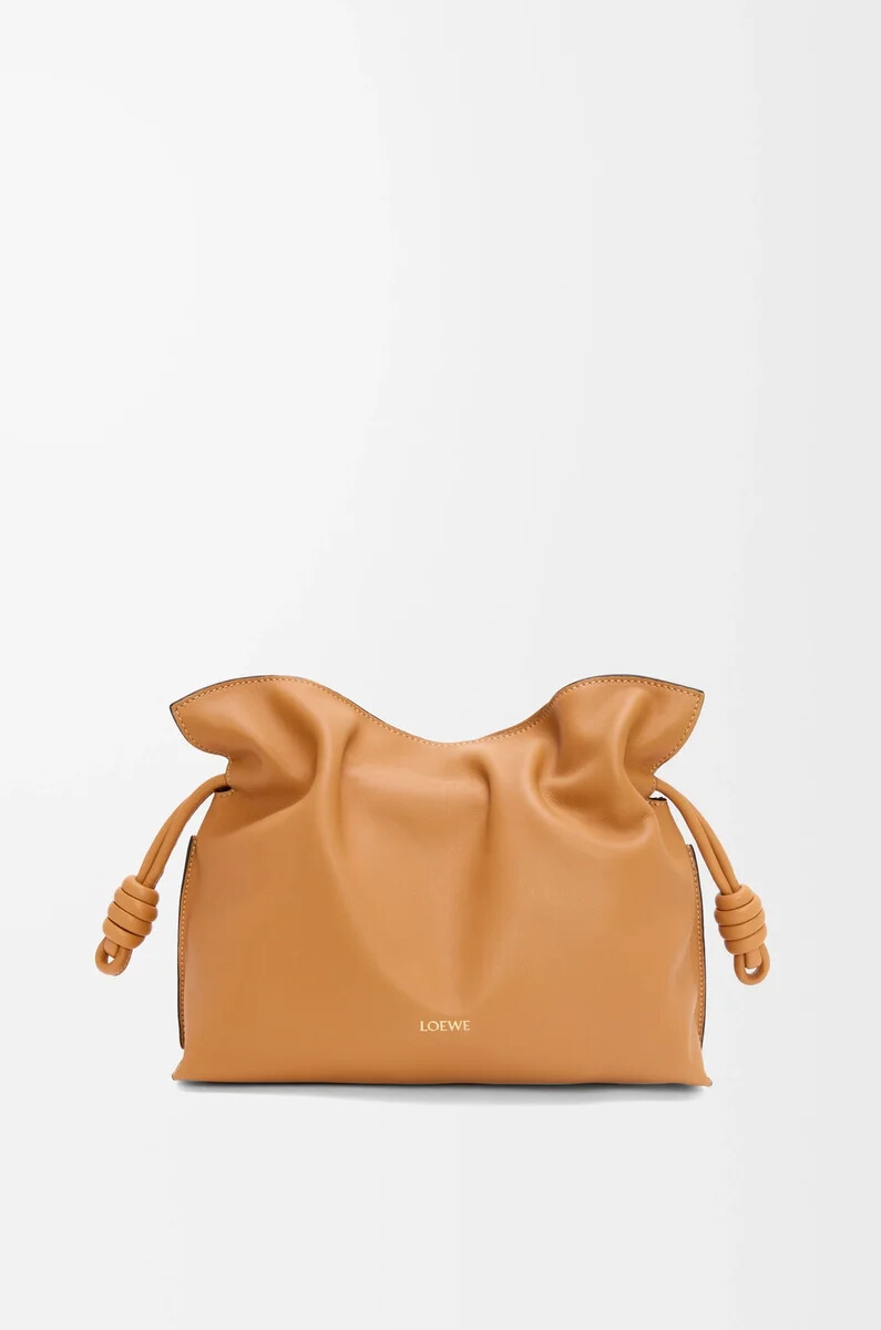 clutch flamenco media in vitello nappa warm desert