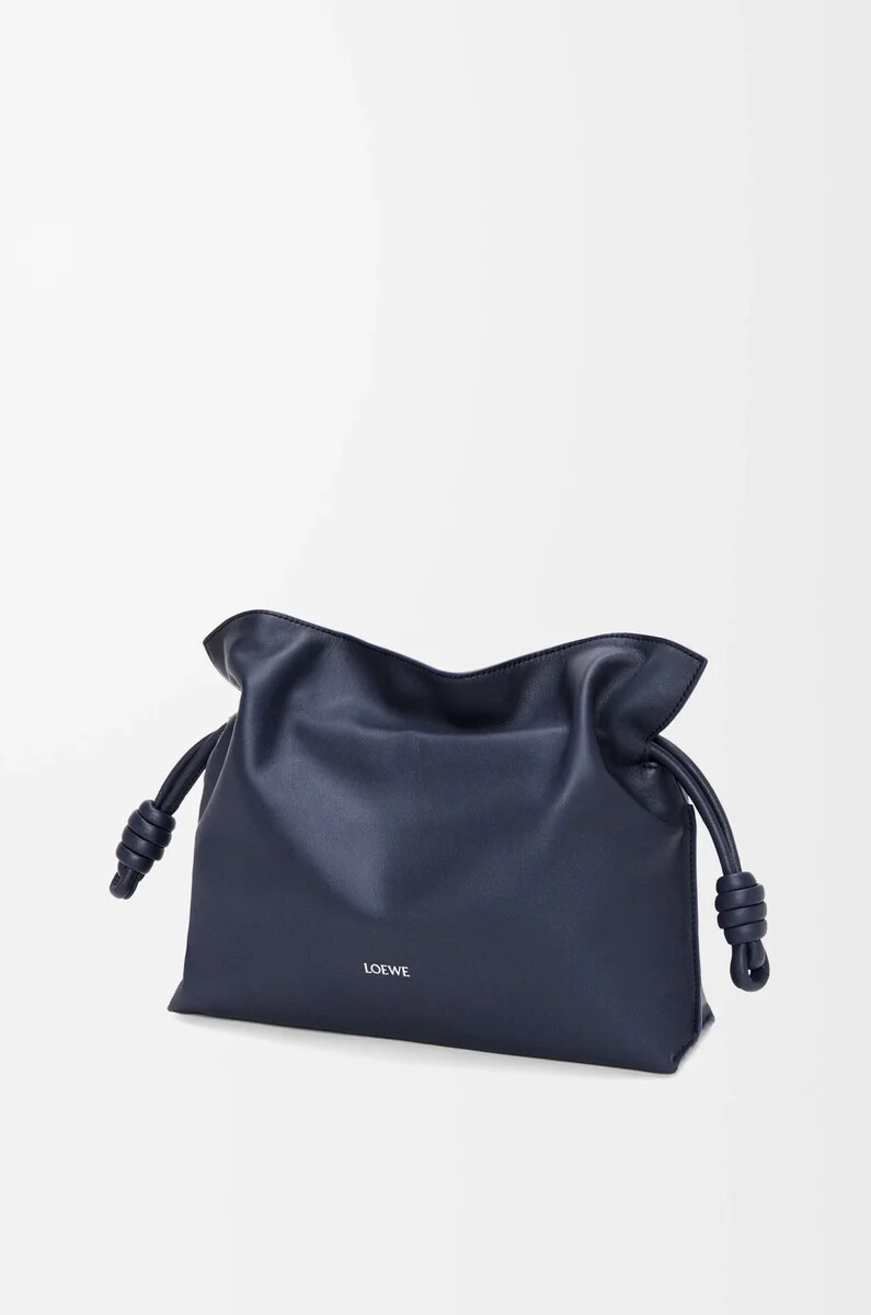 clutch flamenco media in vitello nappa abyss blue