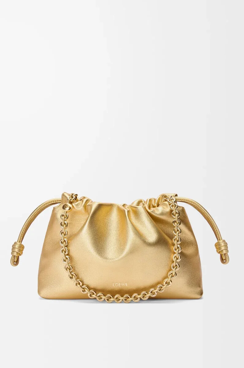 borsa flamenco media in pelle di agnello laminata oro