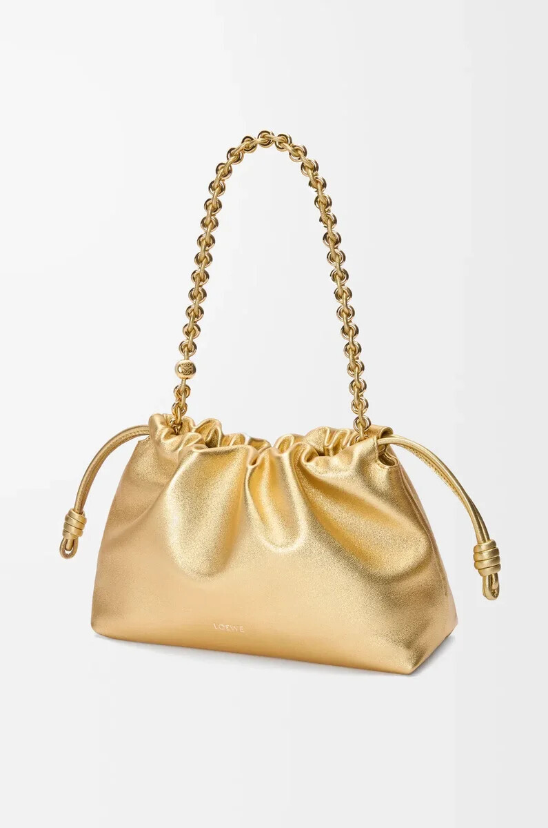 borsa flamenco media in pelle di agnello laminata oro