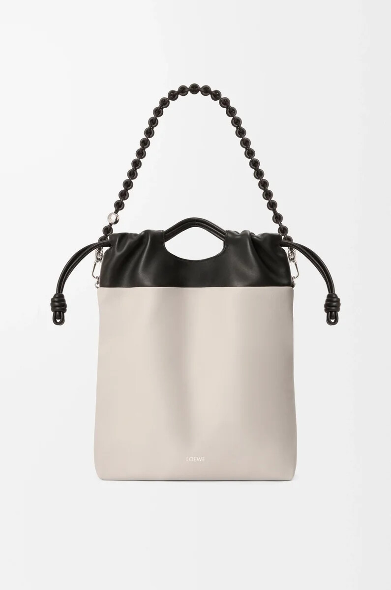 borsa tote flamenco in morbida nappa di agnello light ghostnero