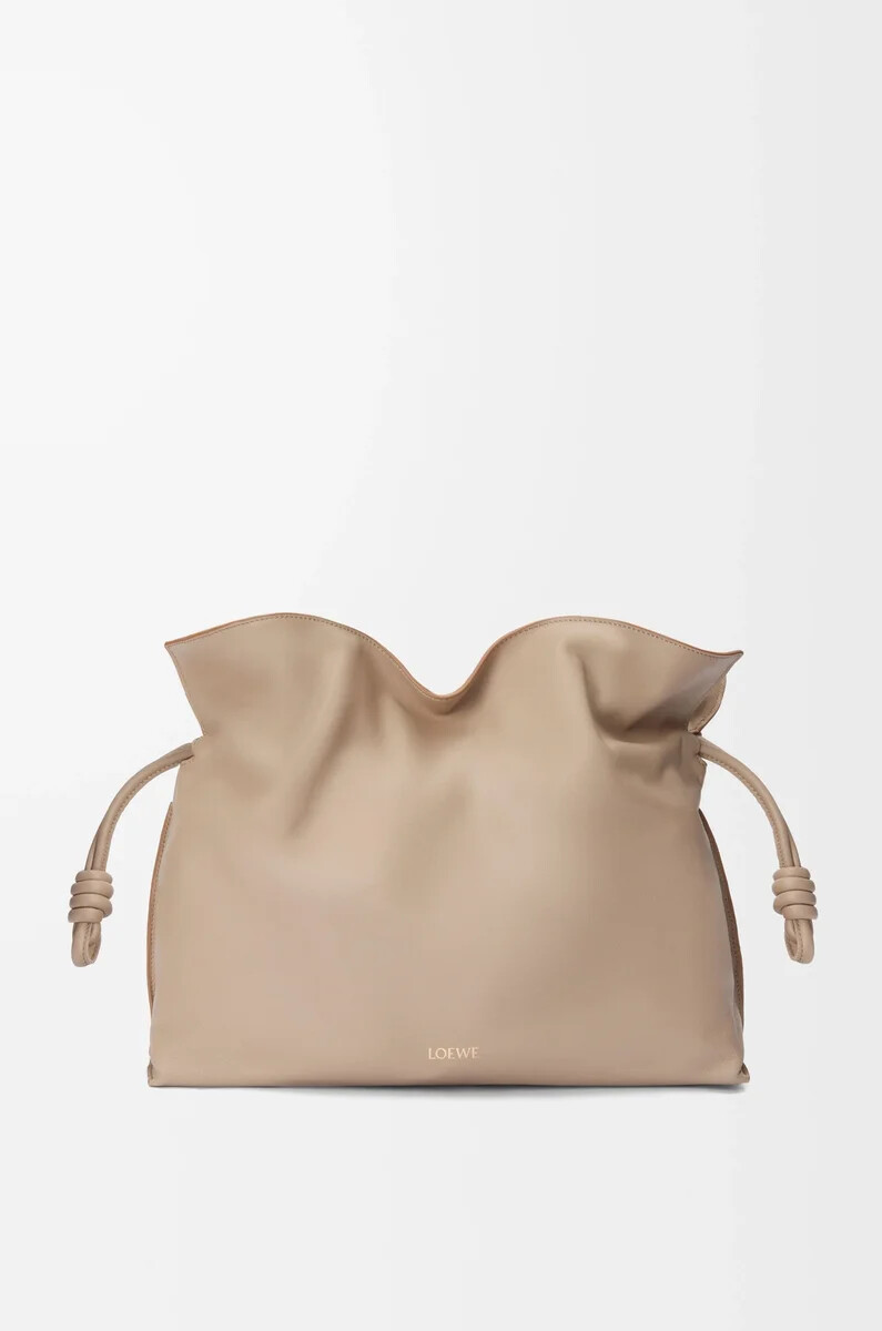 clutch flamenco grande in vitello nappa sabbia
