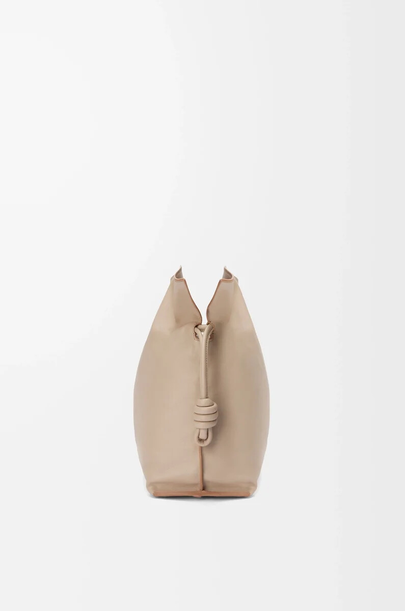 clutch flamenco grande in vitello nappa sabbia