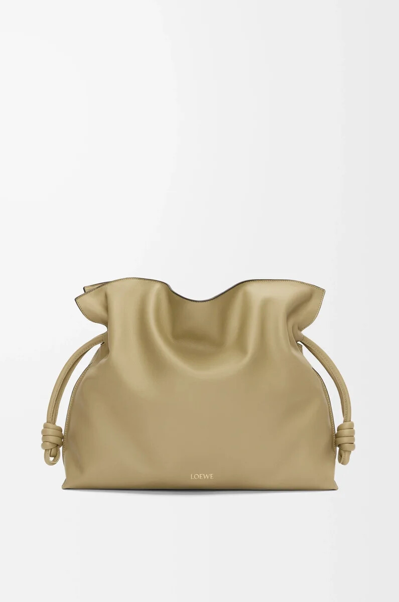 clutch flamenco grande in vitello nappa clay green