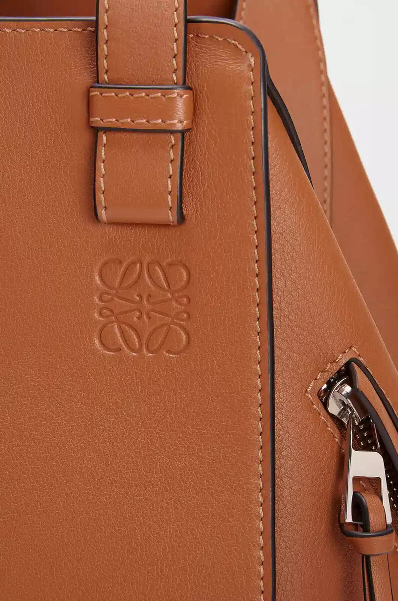 borsa hammock piccola in pelle di vitello classica color marrone chiaro