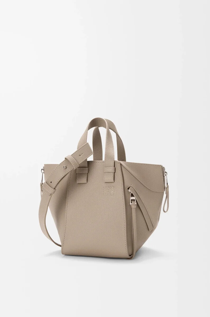 borsa hammock compatta in morbida pelle di vitello grana clay
