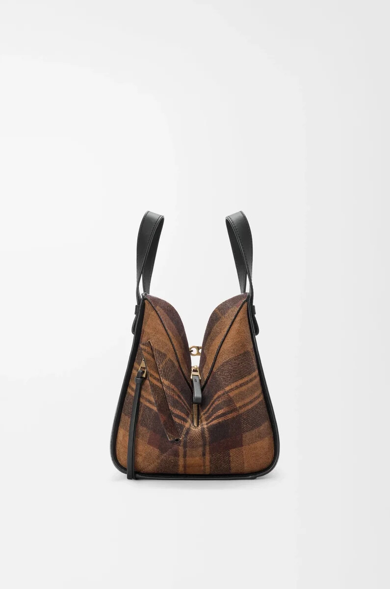 borsa compatta hammock in pelle scamosciata e vitello classico color cuoionero