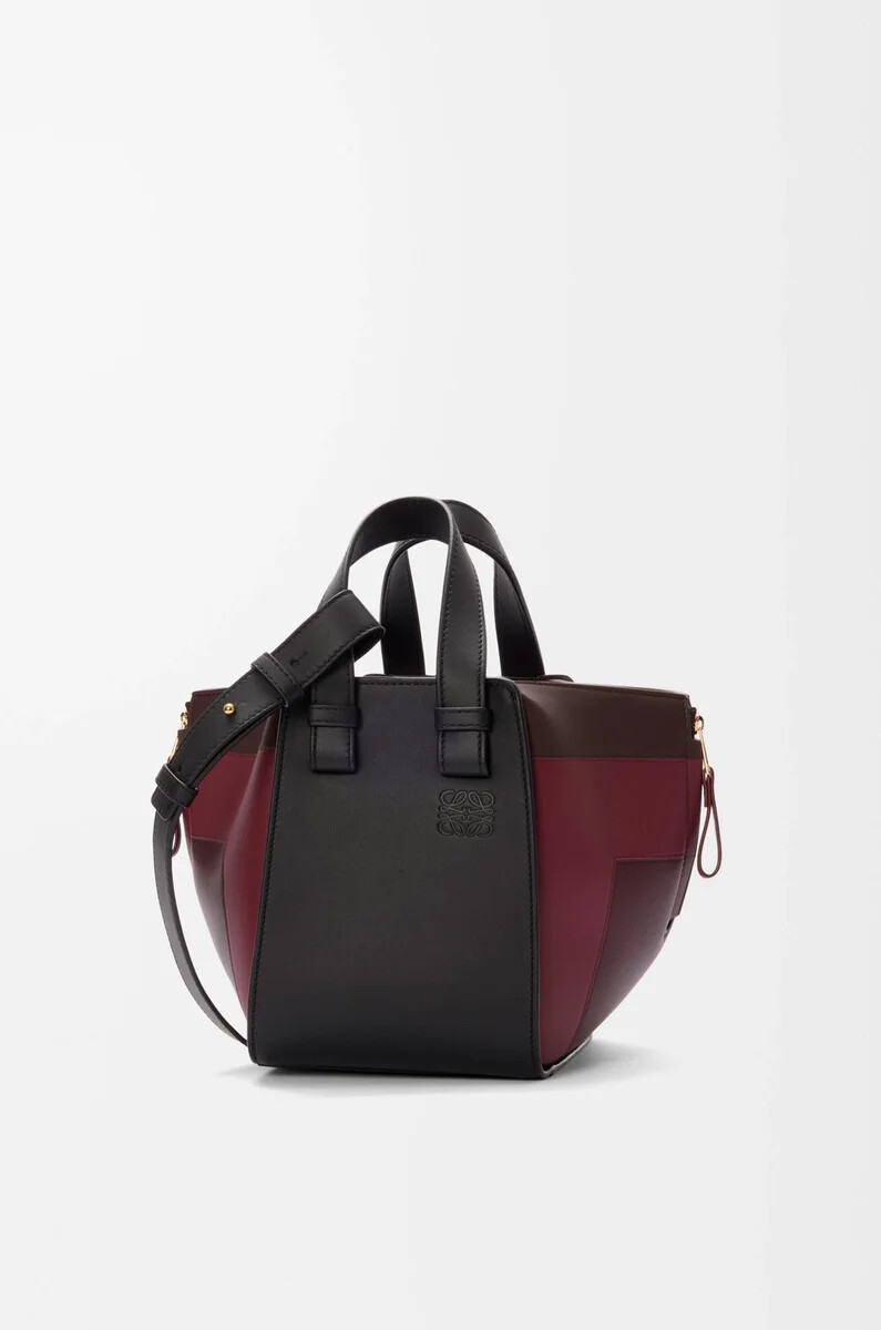 borsa hammock compatta in pelle di vitello nappa neroborgogna
