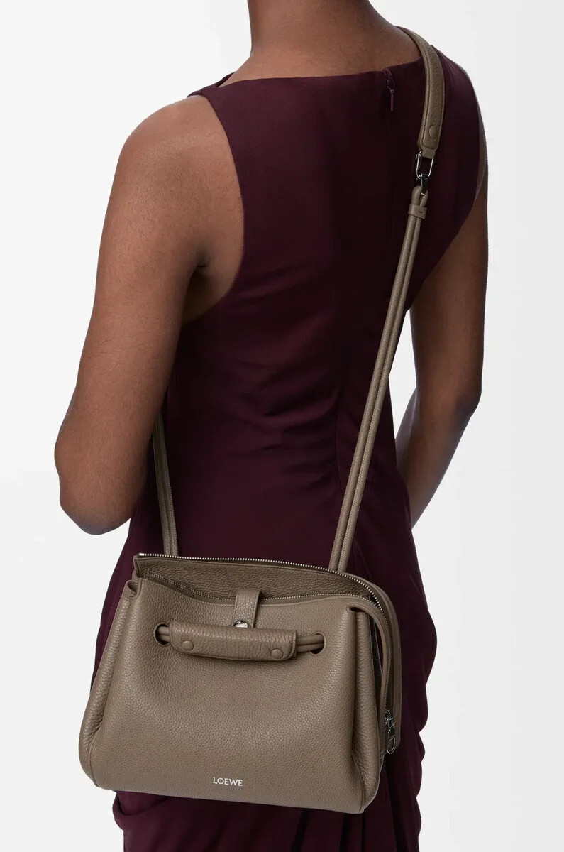 piccola borsa madrid in morbida pelle di vitello granata taupe