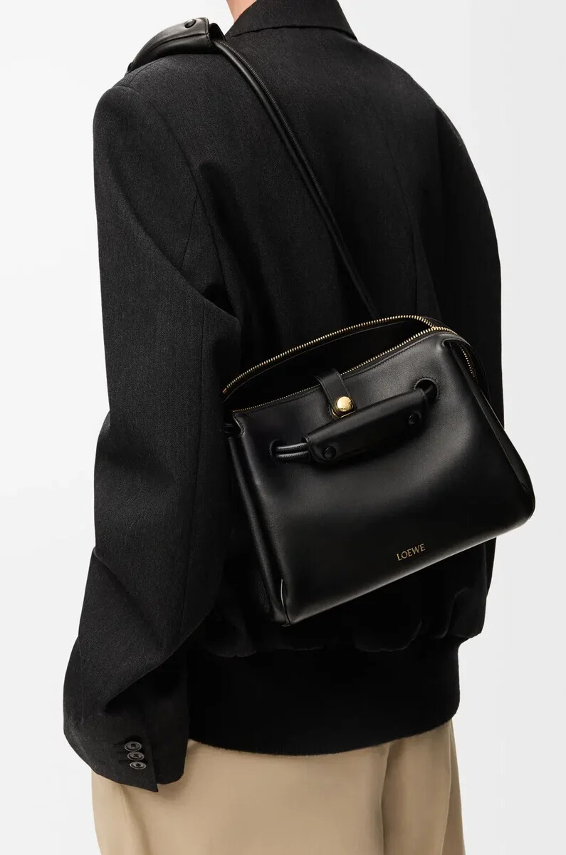 piccola borsa madrid in morbida pelle di vitello nera