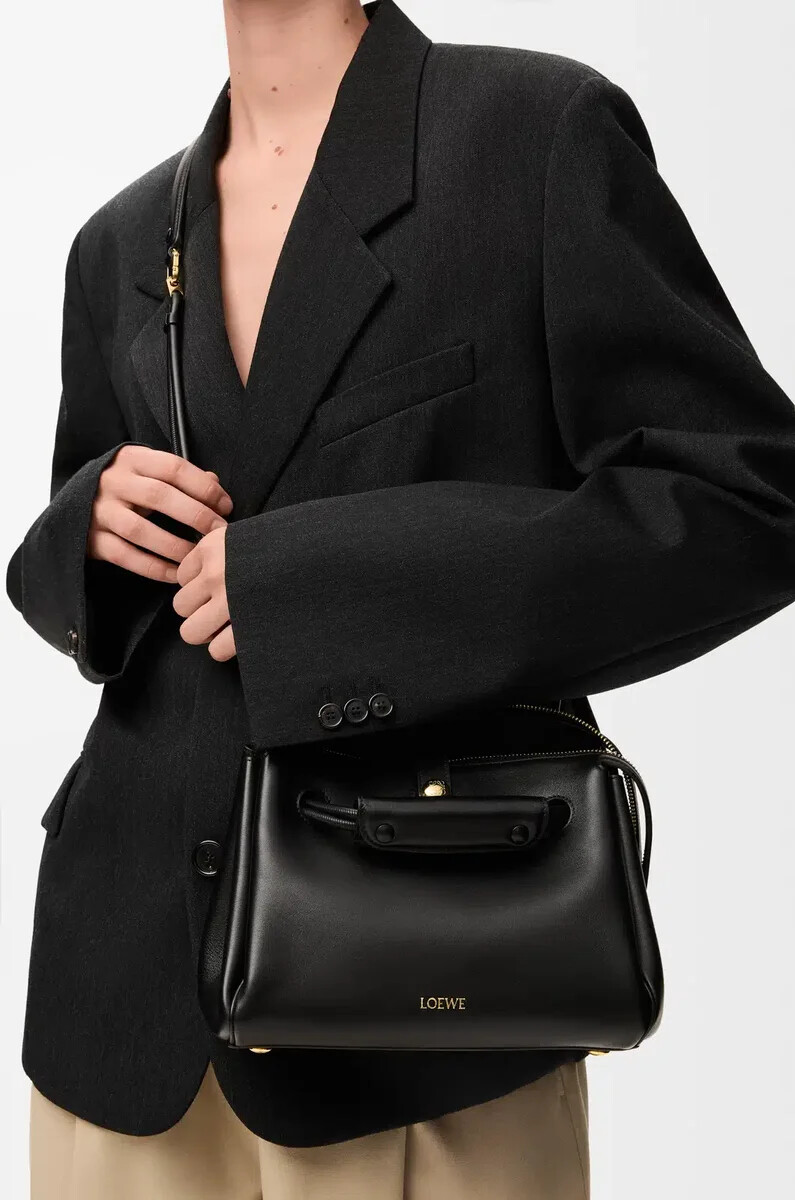 piccola borsa madrid in morbida pelle di vitello nera