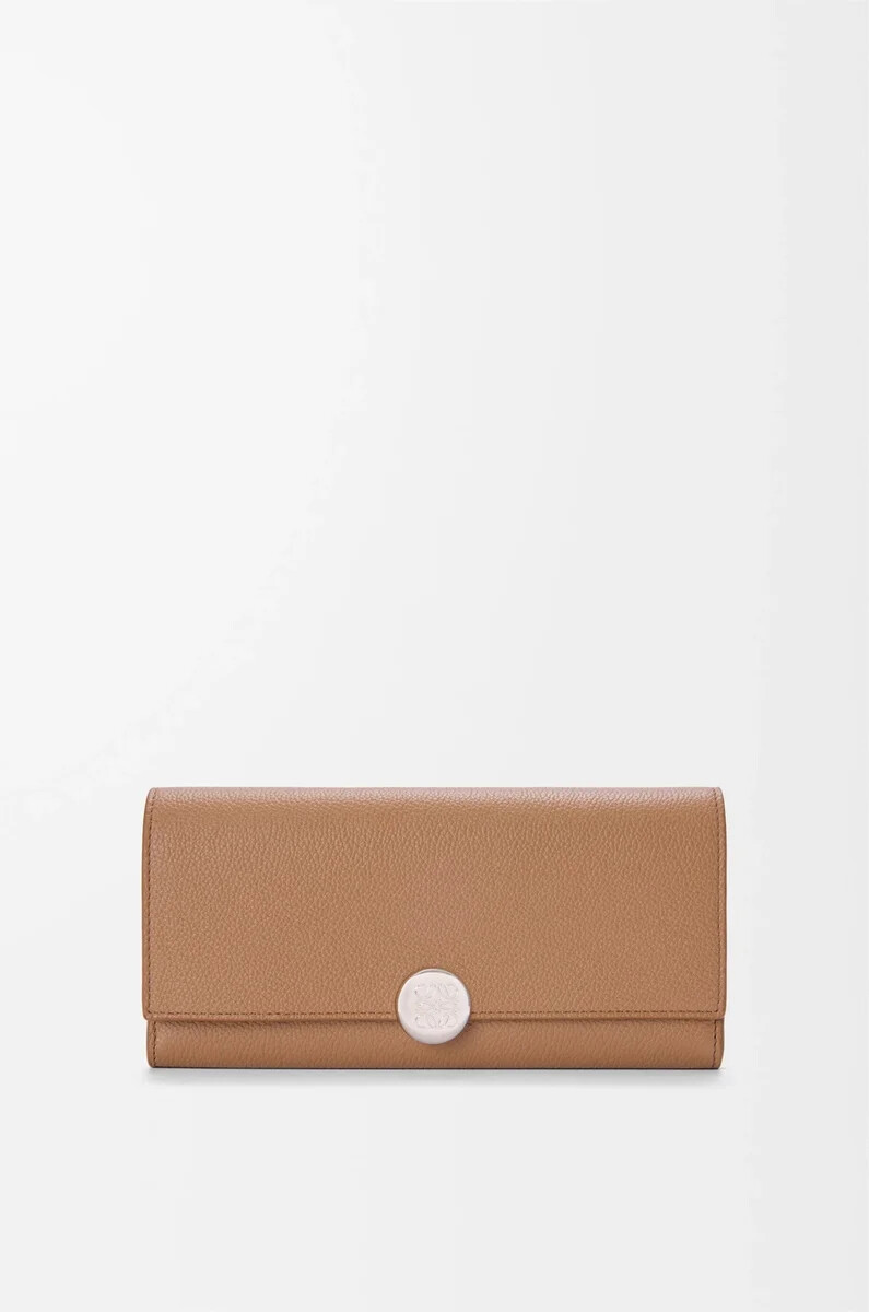 portafoglio pebble continental in pelle di vitello minigrana mocha