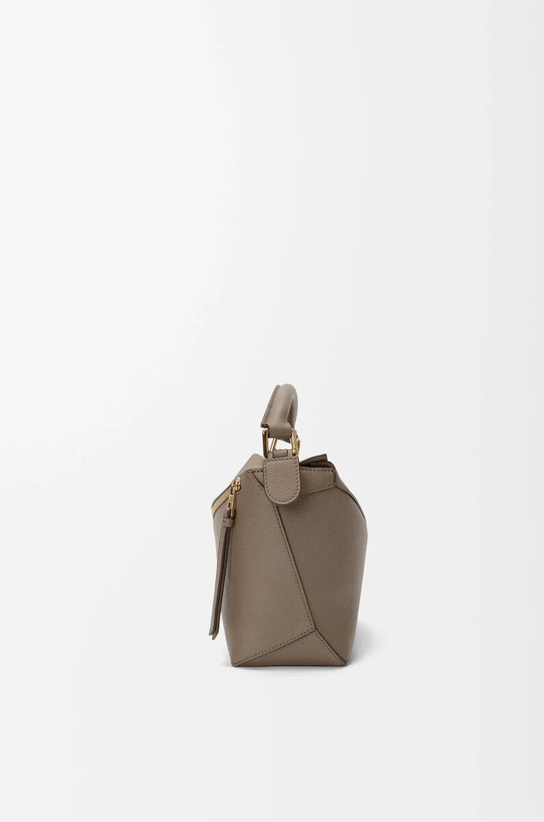 borsa puzzle edge piccola in morbida pelle di vitello grana taupe