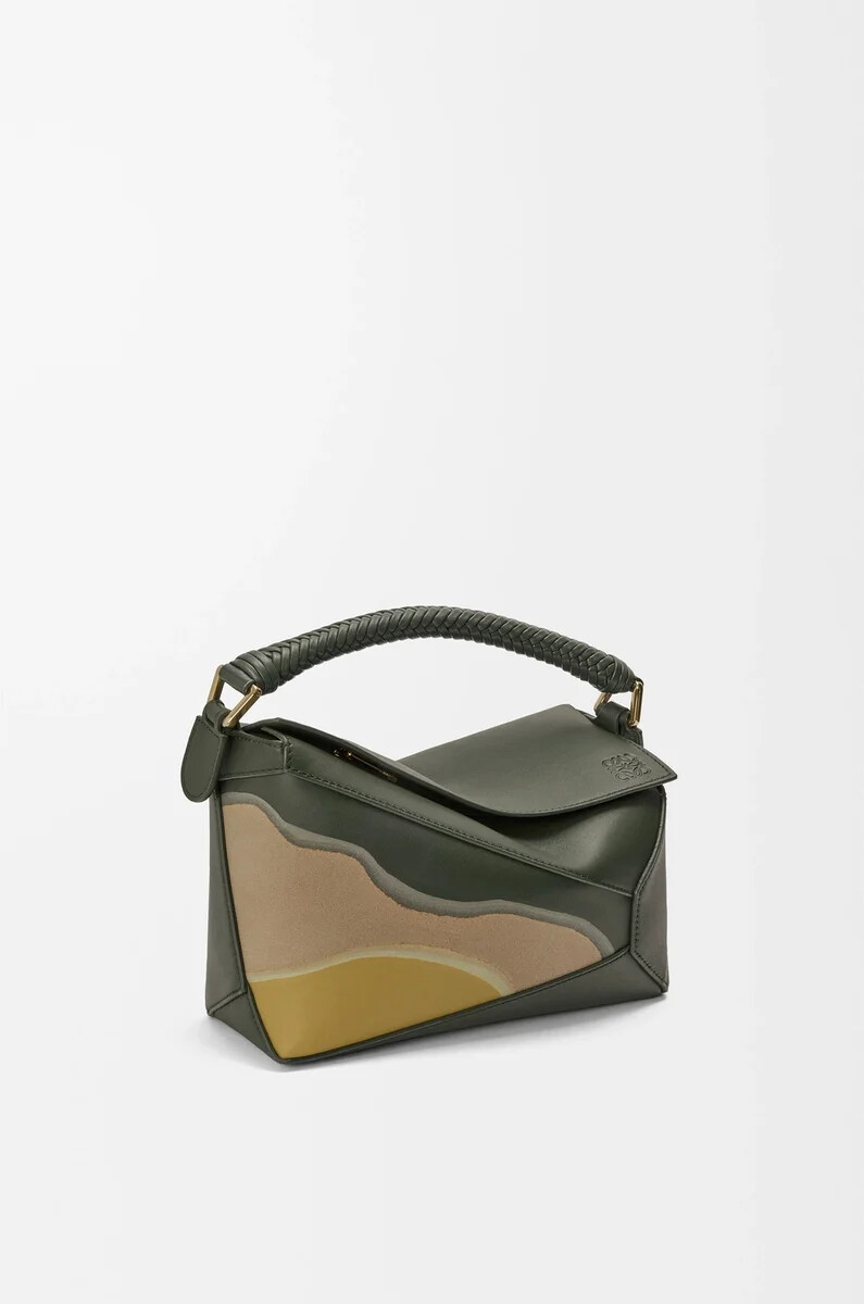 borsa puzzle edge landscape piccola in pelle di vitello nappa verde bottigliaocra