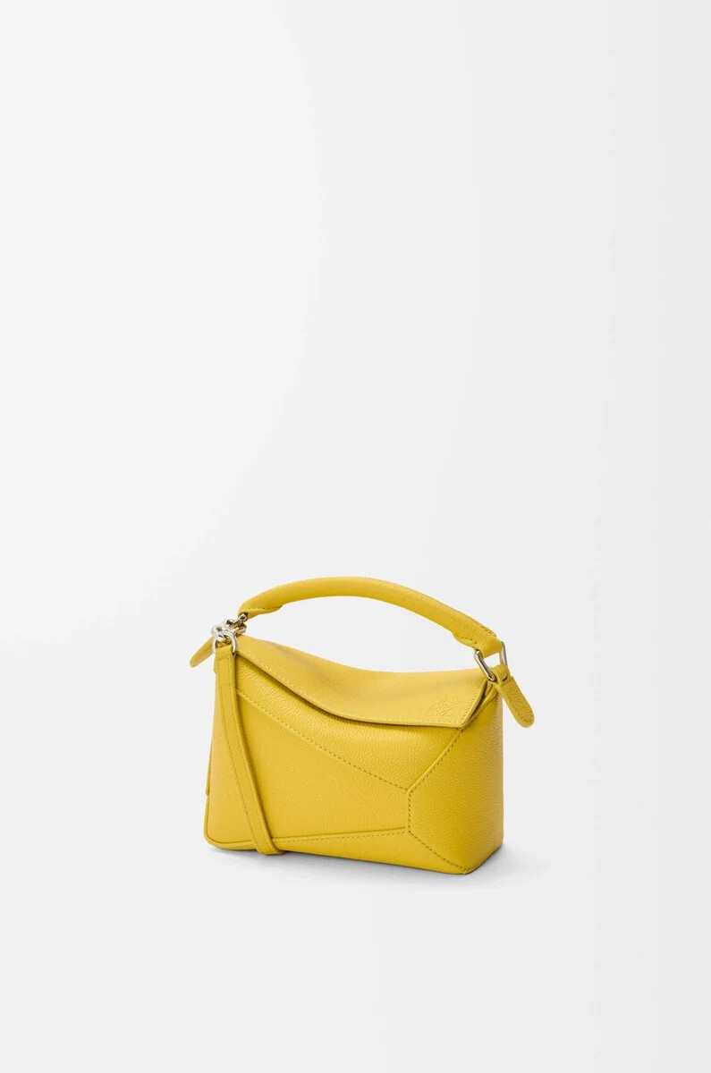 borsa mini puzzle edge in morbida pelle di vitello grana dandelion
