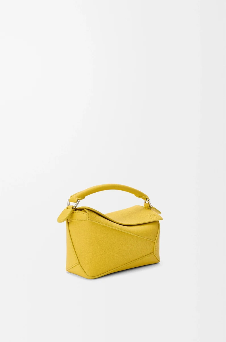 borsa mini puzzle edge in morbida pelle di vitello grana dandelion