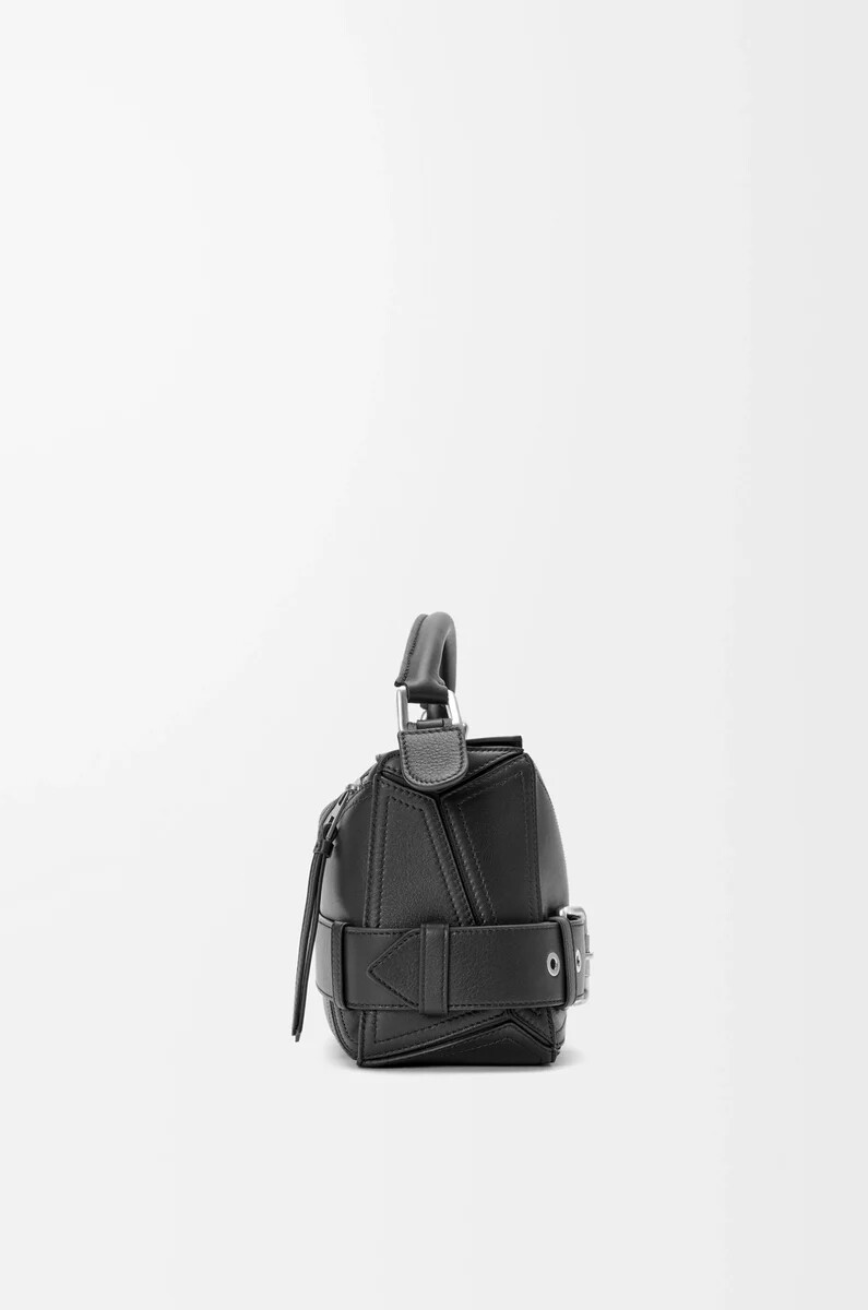 borsa puzzle biker piccola in pelle di vitello lucida nero