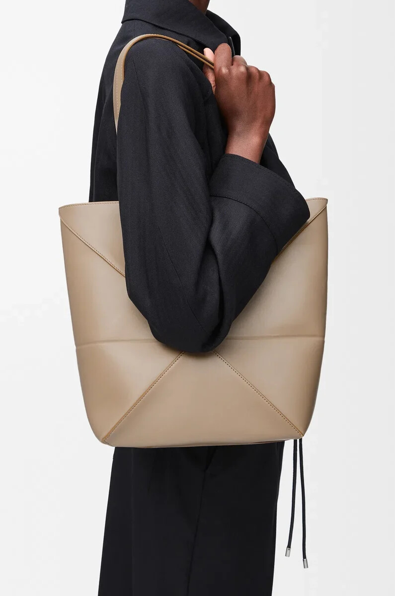 borsa media puzzle fold in pelle di vitello lucida sabbia