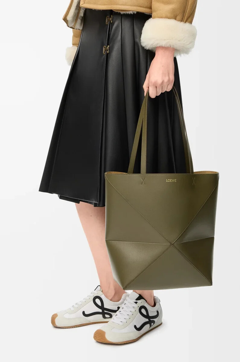 borsa media puzzle fold in pelle di vitello lucida dark khaki