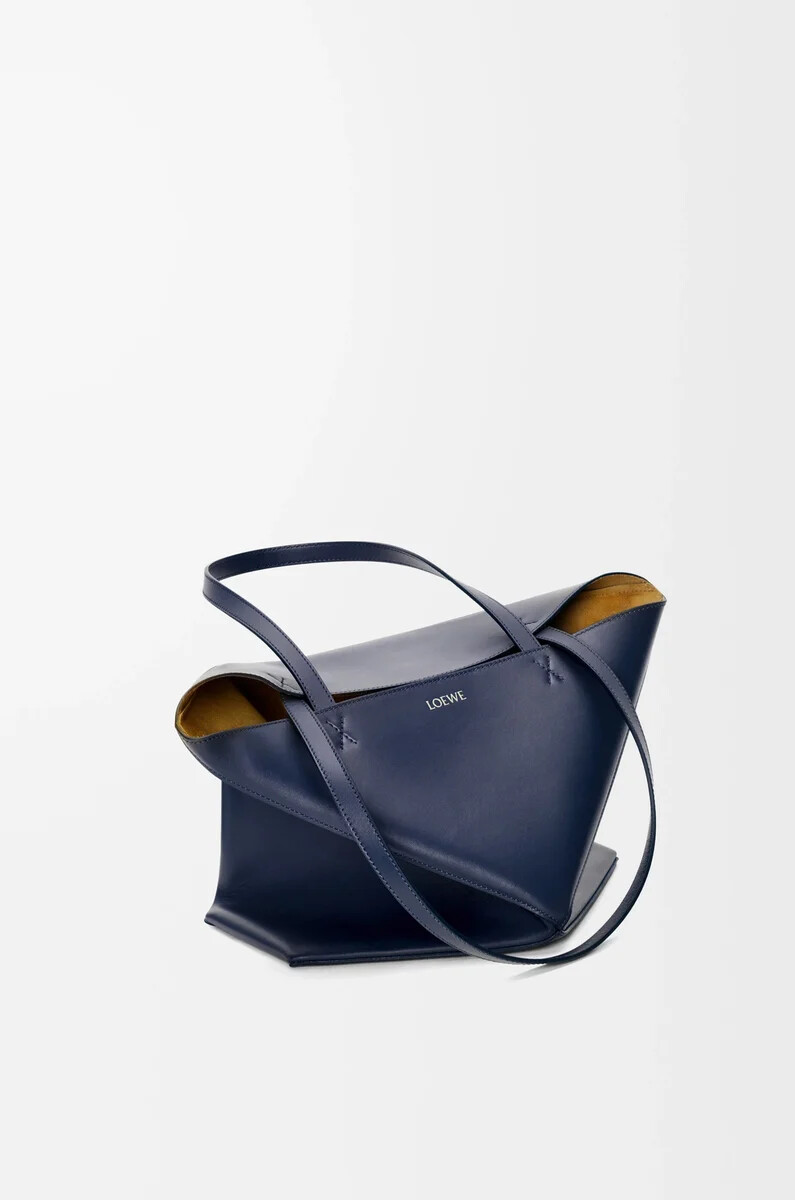 borsa media puzzle fold in pelle di vitello lucida abyss blue