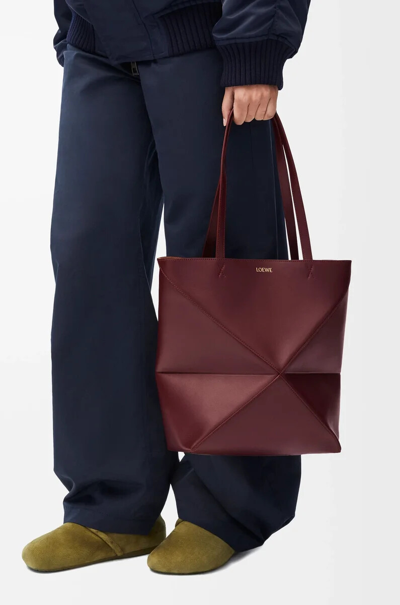 borsa media puzzle fold in pelle di vitello lucida dark burgundy