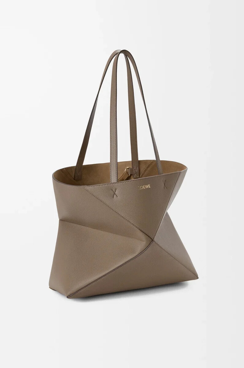 borsa tote puzzle fold orizzontale media in morbida pelle di vitello grana taupe