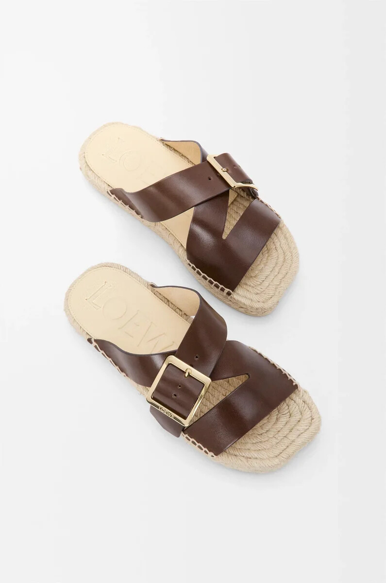 espadrillas modello petal in pelle di vitello conciata al vegetale marrone