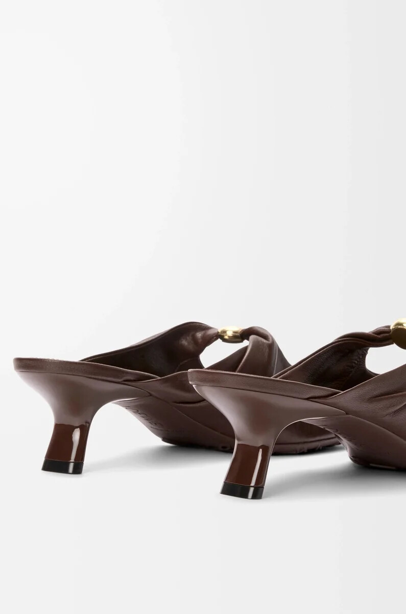 pebble soft mule in nappa di agnello brownie