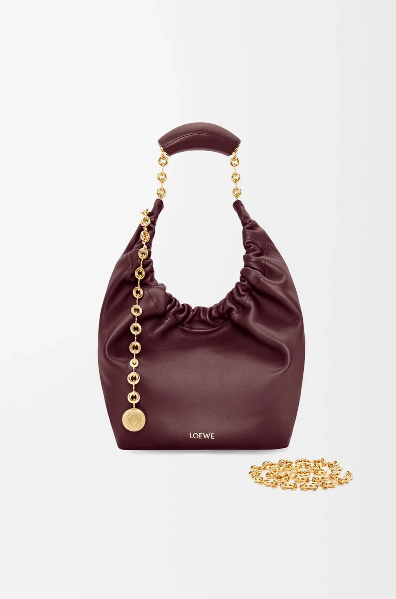 piccola borsa squeeze in morbida nappa di agnello color borgogna scuro
