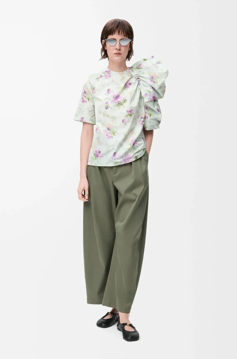 pantaloni a botte in cotone e seta verde kaki