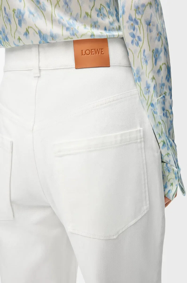 jeans larghi anagram in denim bianco