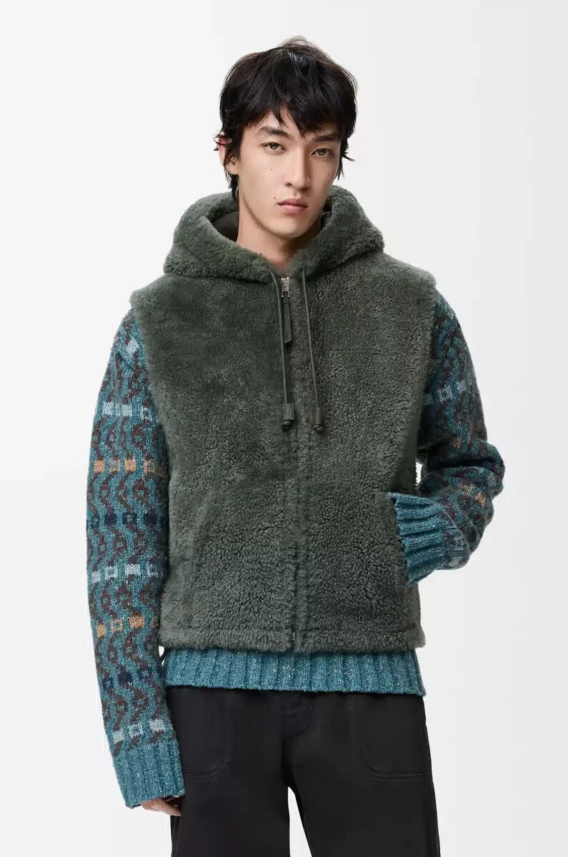 gilet in montone verde kaki