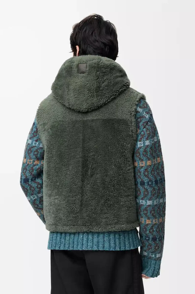 gilet in montone verde kaki