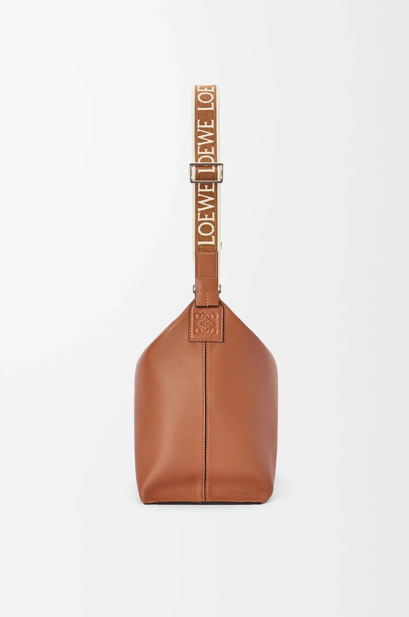 borsa a tracolla cubi in morbida pelle di vitello liscia e jacquard tan