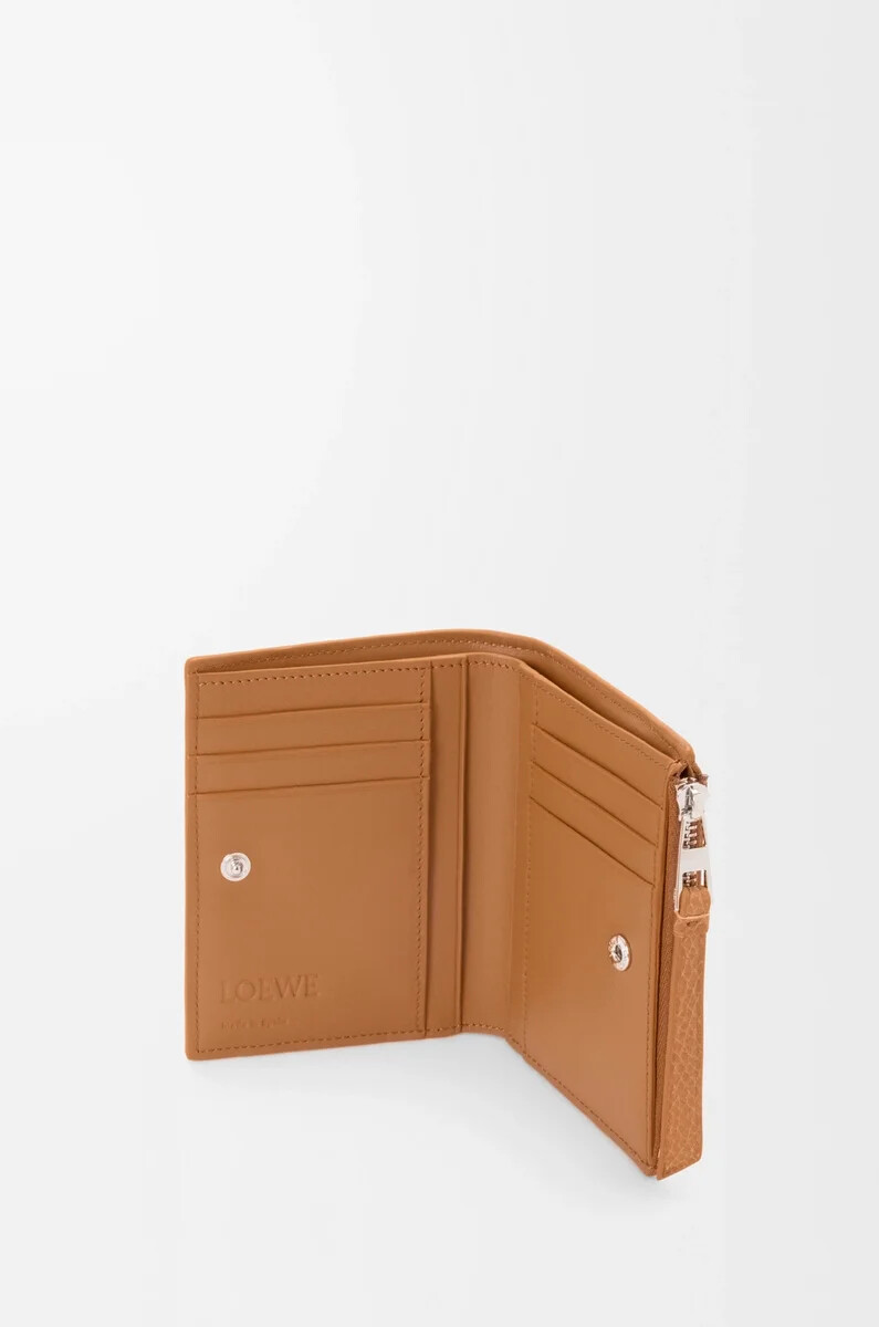 portafoglio sottile e compatto puzzle in morbida pelle di vitello grana light canyon brown