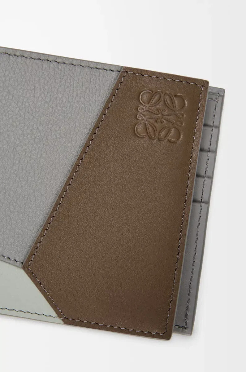 portafoglio bifold puzzle in pelle di vitello classica winter brownash grey
