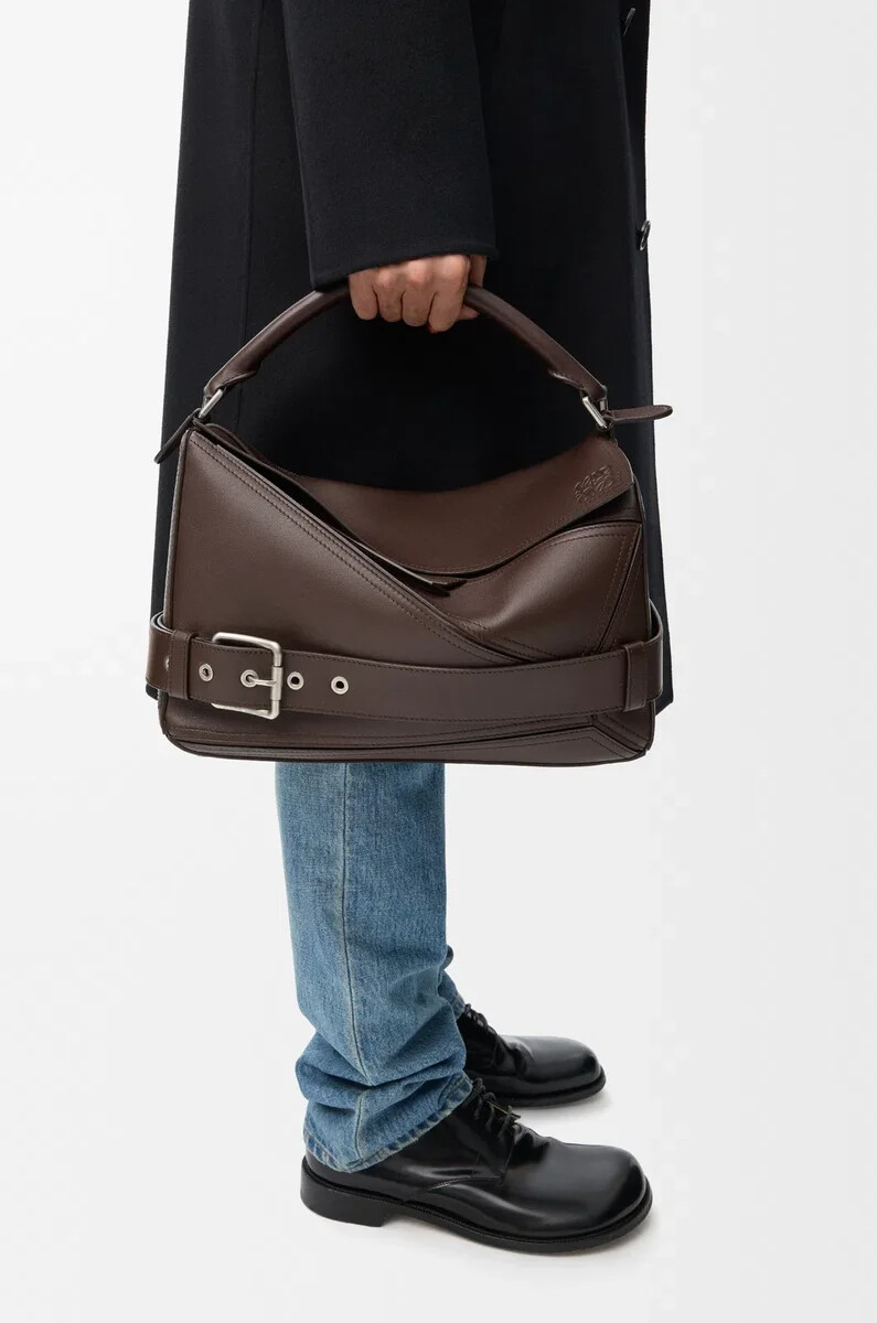 borsa puzzle biker grande in pelle di vitello lucida dark chestnut