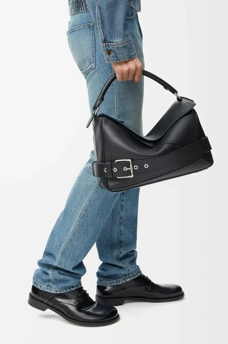borsa puzzle biker grande in pelle di vitello lucida nero