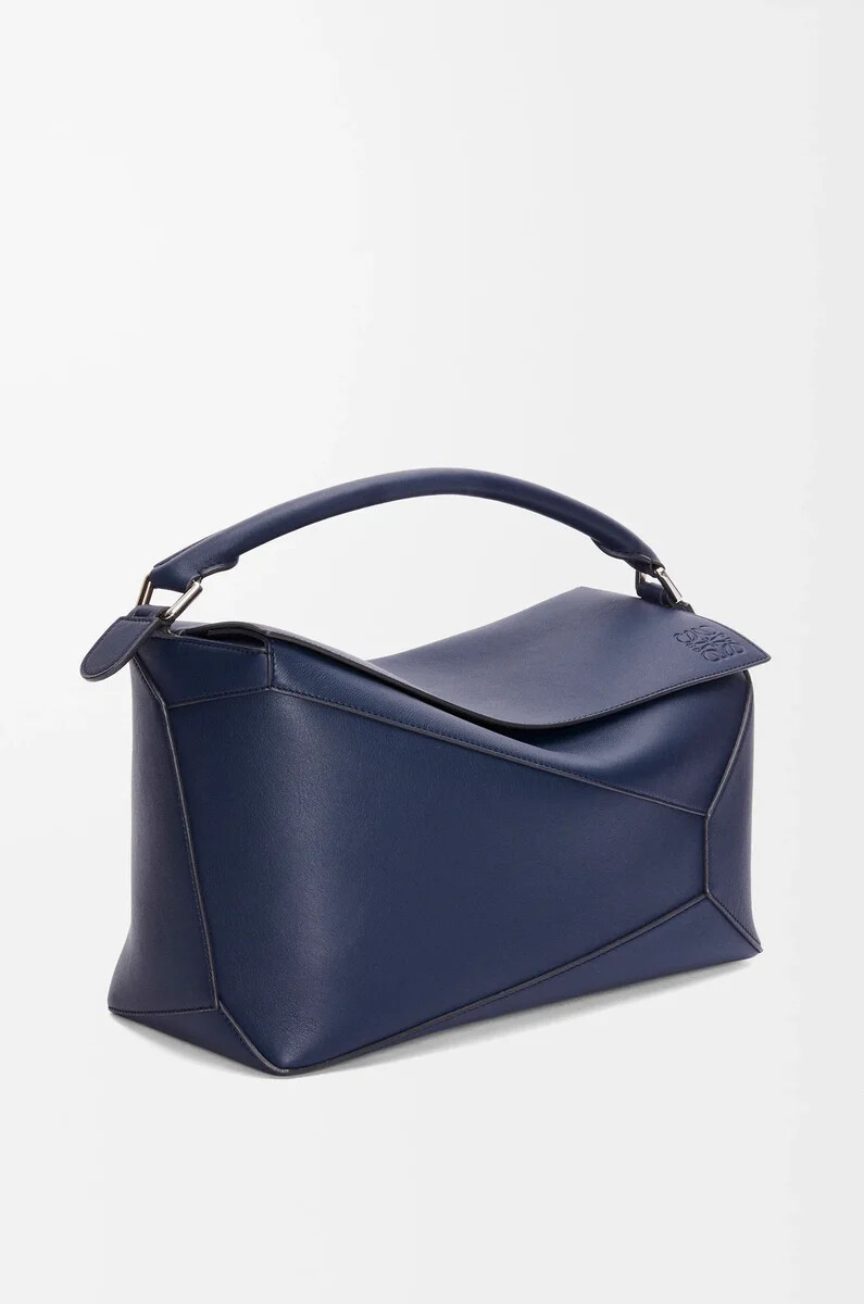 borsa puzzle edge grande in pelle di vitello classica abyss blue