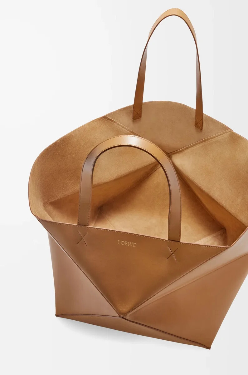 borsa xxl puzzle fold in pelle di vitello lucida oak