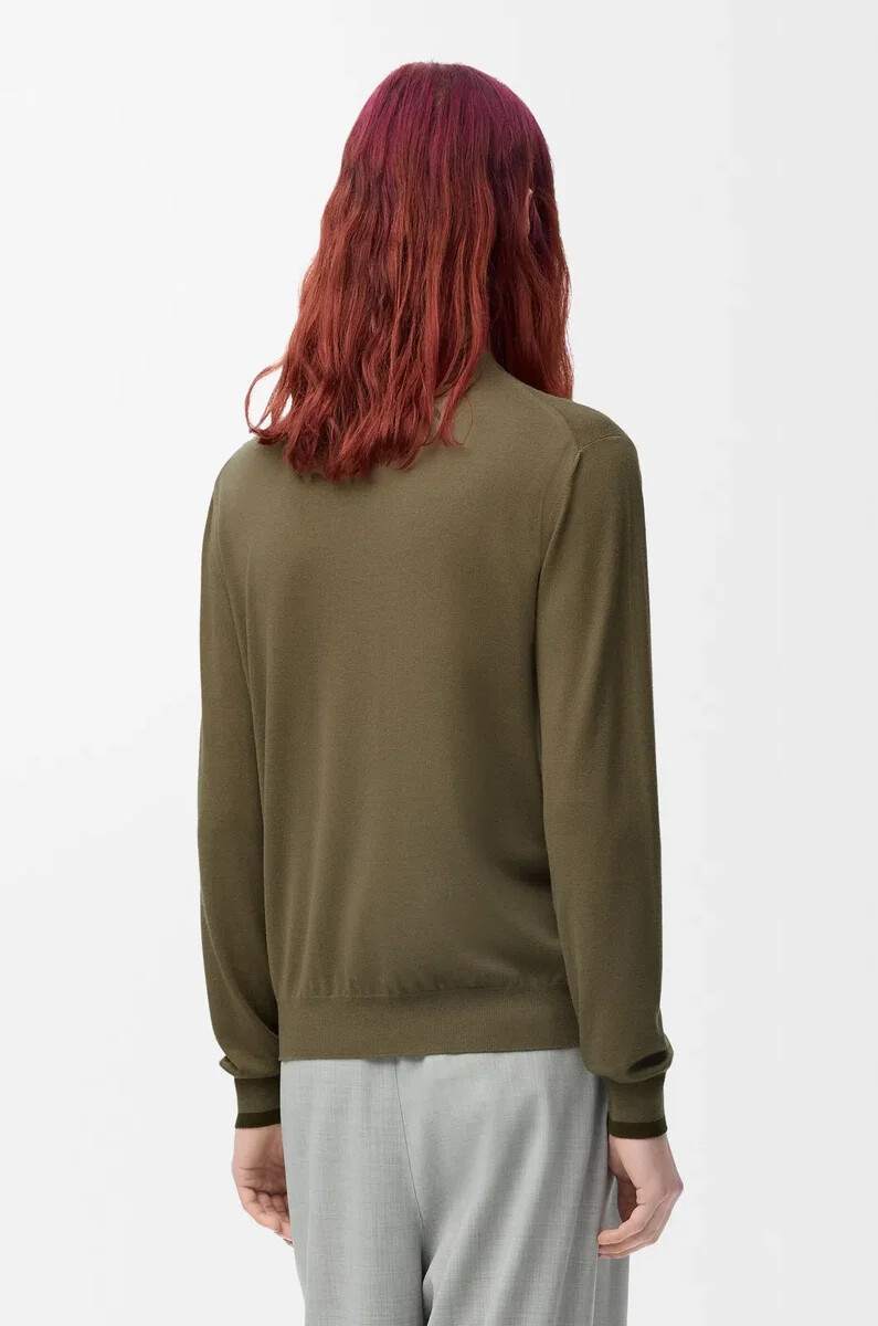 maglione in lana verdeverde kaki
