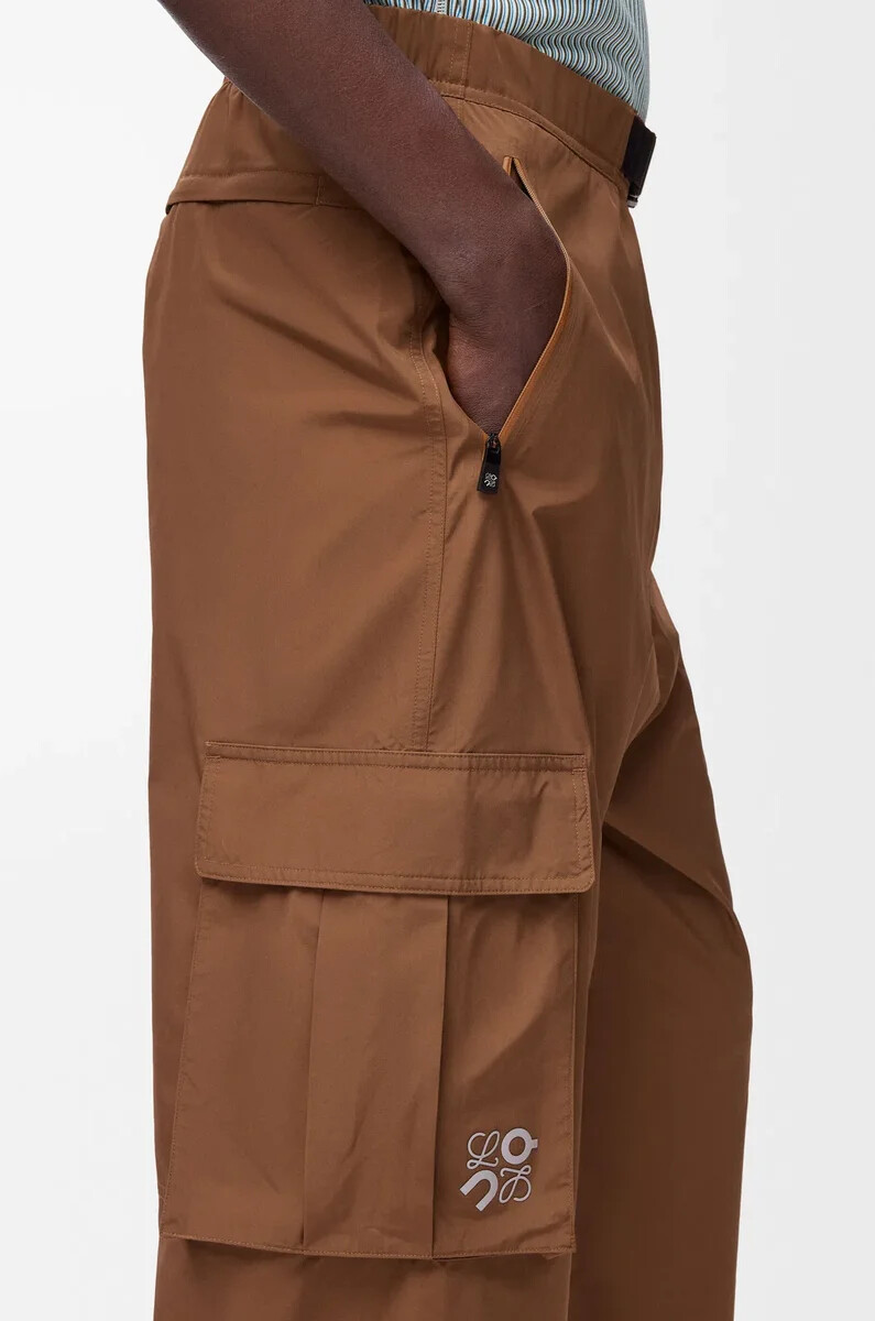 pantaloni cargo in guscio tecnico toffee
