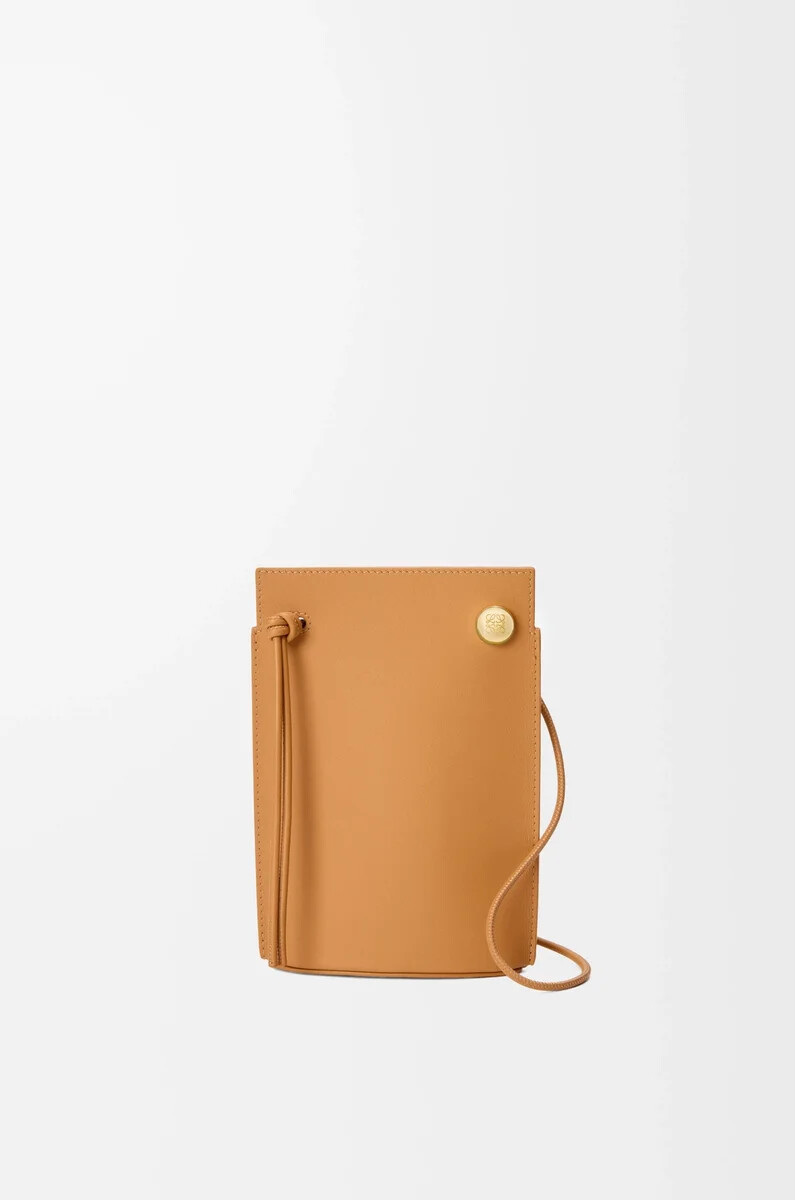 borsa pebble dice in pelle di vitello classica warm desert